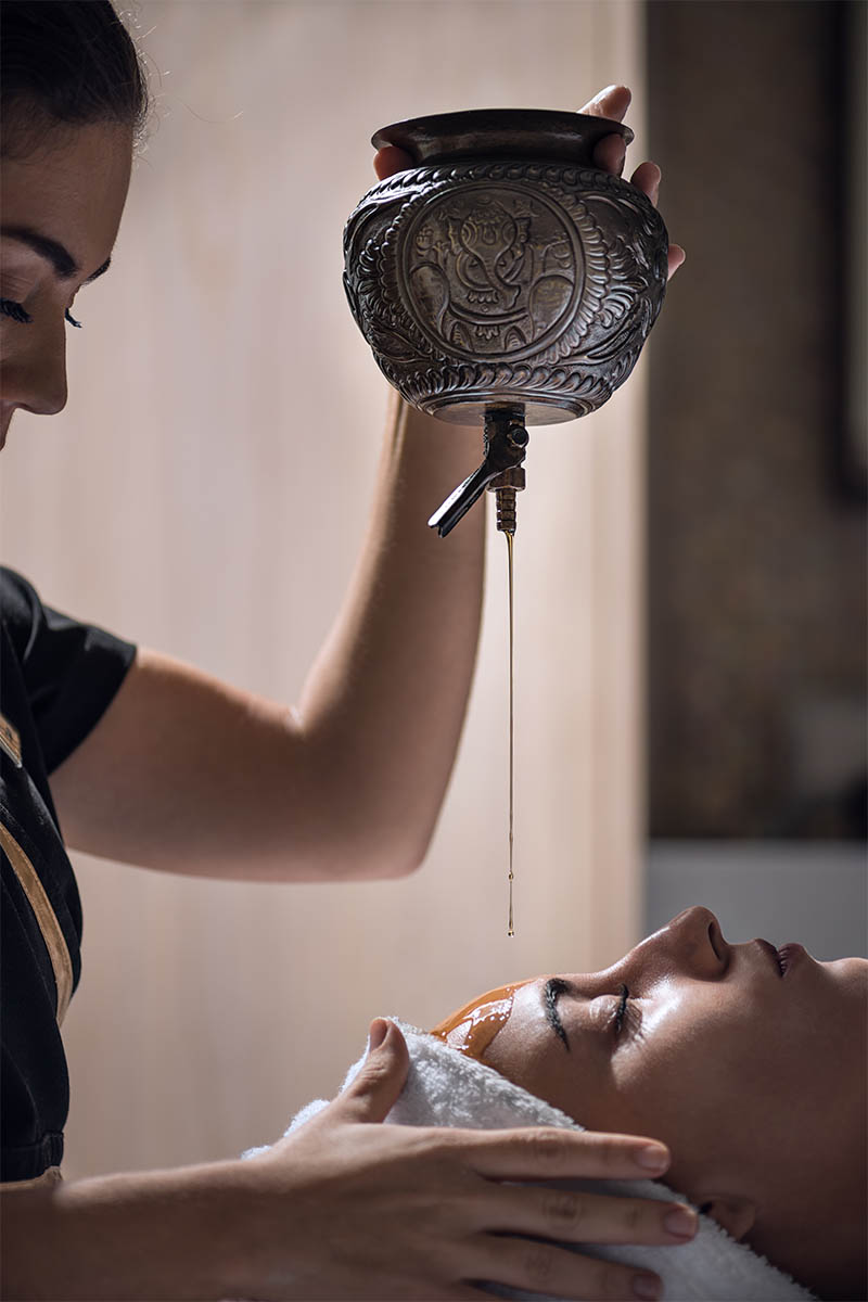 Serenity Oil Treatment - Fitnessurlaub Portugal - Fitnessreisen für Reiseathleten