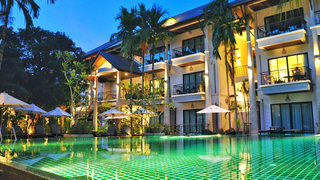 Navatara Phuket Resort-Pool Bereich-Fitnessurlaub Thailand-Fitness Holiday Phuket-Reiseathleten