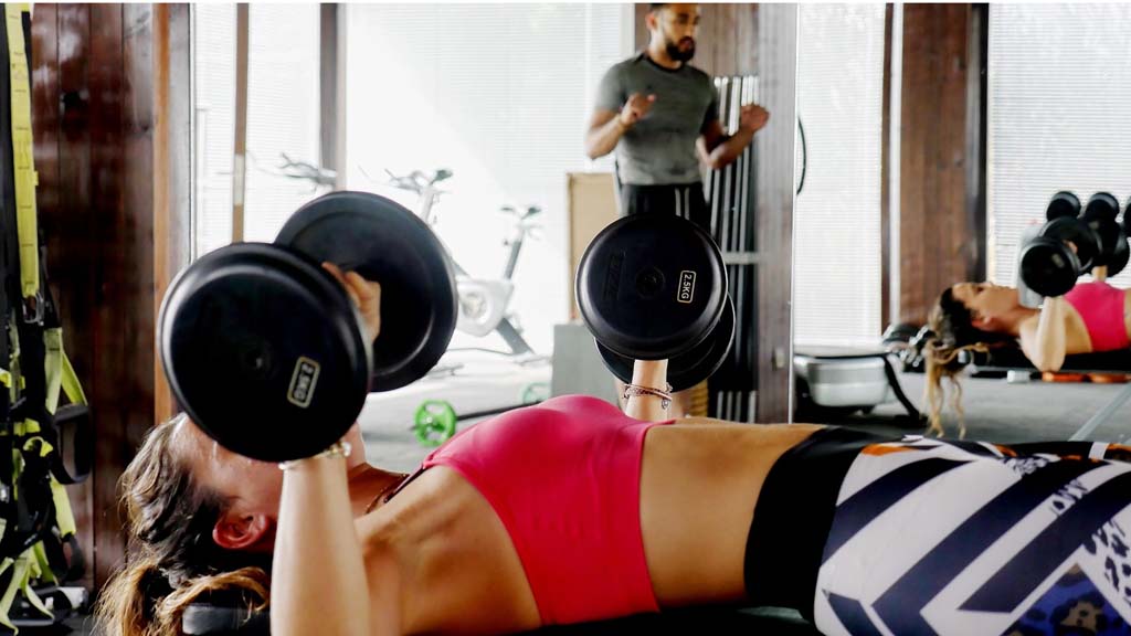 Personal Training in the Hotel - Fitness Vacation with Travelling Athletes