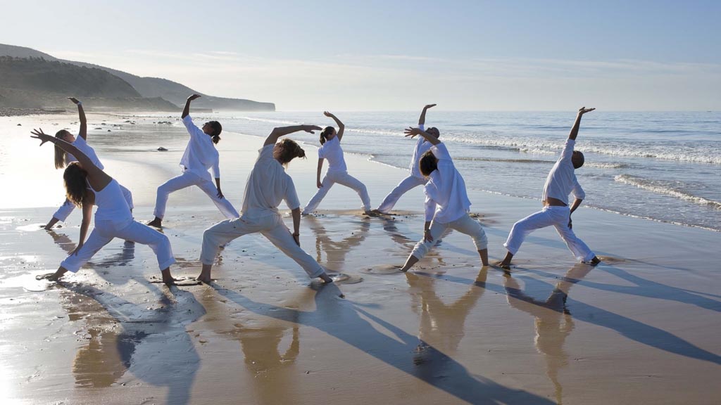 Yoga am Strand - Paradis Plage Surf Yoga & Spa Resort - Fitnessurlaub mit Reiseathleten - <yoastmark class=