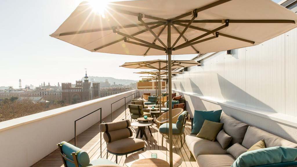 Hotel Motel One Barcelona-Ciutadella - Roof Terrace - Fitness Vacation Barcelona - Fitness Vacation for Travelling Athletes