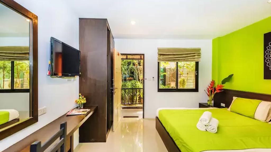 Little-Hill-Phuket-Resort-Accommodation-Superior-Room-Titan-Fitness-Camp- Phuket-Fitness-Vacation-Thailand-Fitness-Holiday-TravelingTravelling Athletes