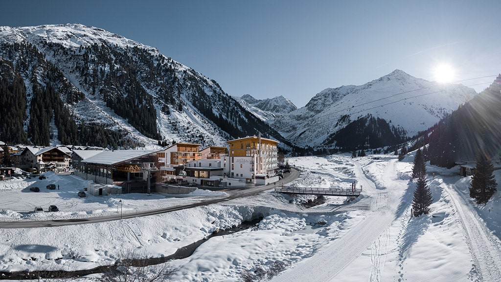 Hotel Vier Jahreszeiten - Fitnessurlaub im Winter - Aktivurlaub Österreich - Reiseathleten