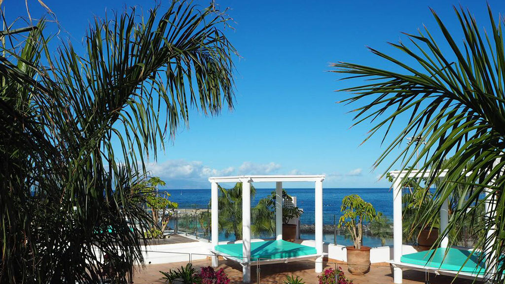 Flamingo Beach Mate - Hotel pool - Fitness vacation Tenerife as a Travelling Athlete