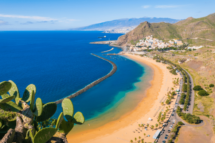Beispiel KRAFTHAUS: Fitnessreise Teneriffa: Strand, Sport, Yoga, Chill & Action an der Costa Adeje