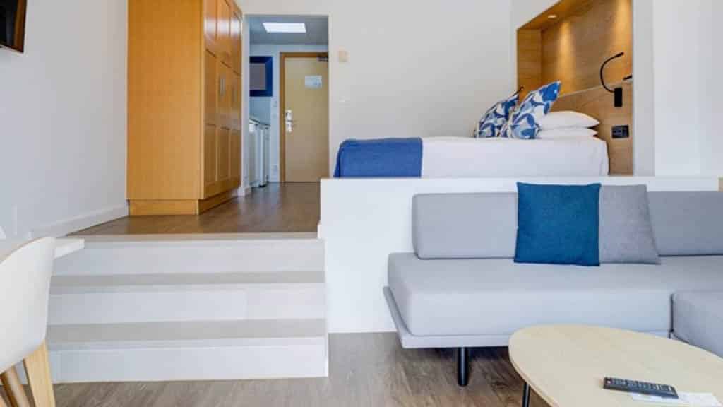 Playitas Fitnessreise-der-Allrounder-auf-Fuerteventura-Aparthotel-Studio-Fitnessurlaub-Fuerteventura-Reiseathleten