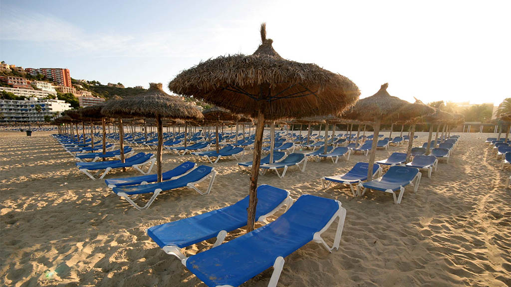 Strand von Santa Ponsa, Mallorca - Fitnessurlaub auf Mallorca - Fitnessurlaub für Reiseathleten