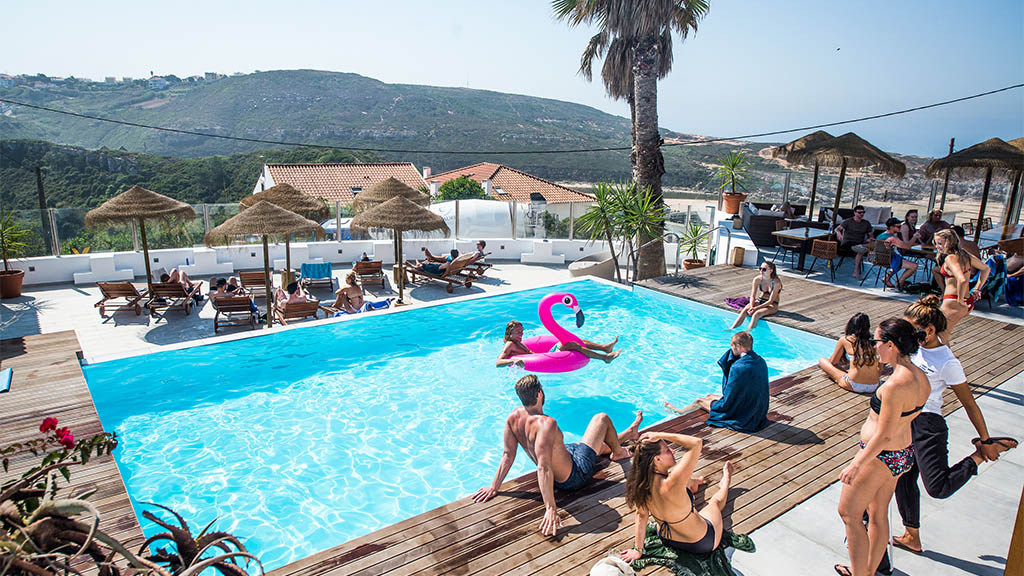 Surfcamp Ericeira, Portugal - Surfen, Fitness und Yoga in Portugal - Surfcamp in Ericeira, Fitnessreise Portugal - Fitnessurlaub für Reiseathleten