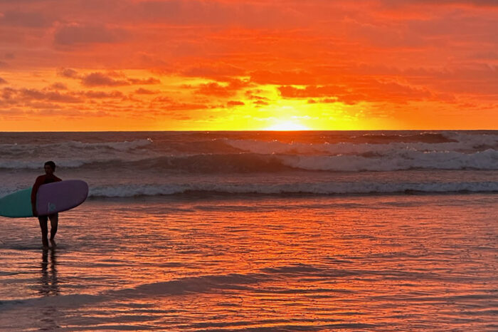 Unendlich viel Fun! Surfen, Fitness & Yoga im tropischen Costa Rica am wunderschönen Playa Hermosa – Fitnessurlaub Costa Rica