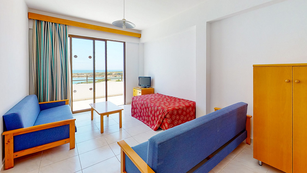 Titan Fitness Camp Cyprus - 1-Bedroom Apartment - Corallia Beach Hotel - Titan Fitness Cyprus - Fitness Courses - Fitness Vacation Cyprus - Fitness Trip for Travelling Athletes