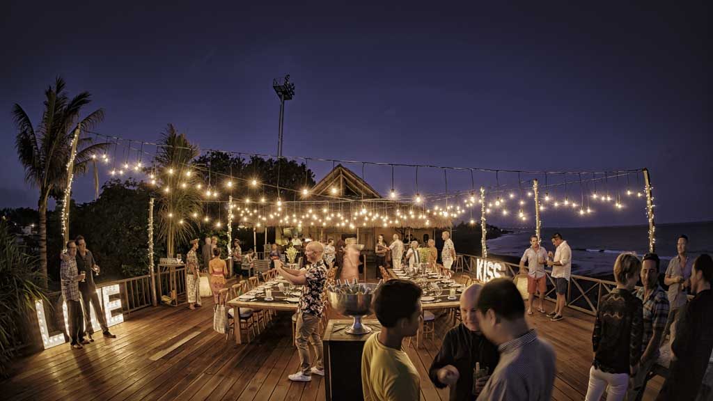 Evening activities - Komune Resort &amp; Beach Club in Bali - Fitness vacation in Bali for Travelling Athletes