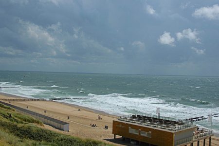 Beachclub - Beach Hotel Zuiderduin in Holland - Fitness Travel Packages Holland - Fitness Vacation for Travelling Athletes