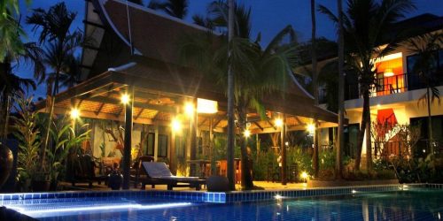Cocoville-Resort-Phuket-Titan-Fitness-Camp-Fitness-Vacation-Beach-Bootcamp-Pool-Garden-Area-Fitness-Holidays-Thailand-Fitness-Travel-Phuket-for-Traveling-Athletes-TravelingTravelling Athletes