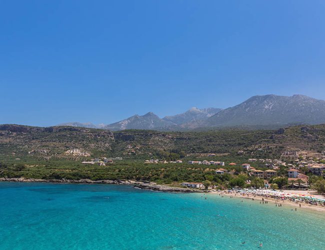 Kalogria Strand - Entdecke die wunderschöne Mani auf den Peloponnes in Griechenland - Fitnessurlaub Griechenland - Fitnessreisen für Reiseathleten