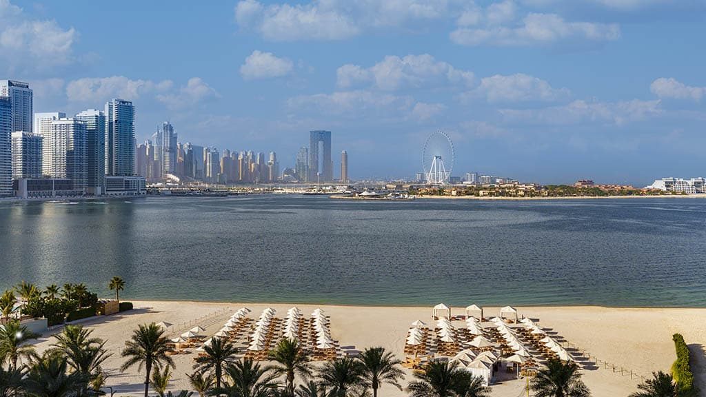 Fairmont The Palm_Dubai with Travelling Athletes _Beach - Fitness Holiday Dubai - Fitness Holiday Dubai