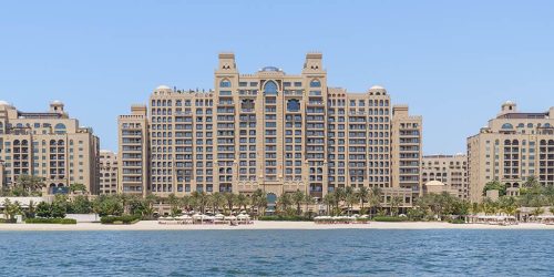 Fairmont The Palm_Dubai with Travelling Athletes _Exterior - Beach - Horizonatl - Fitness Holiday Dubai - Fitness Holiday Dubai