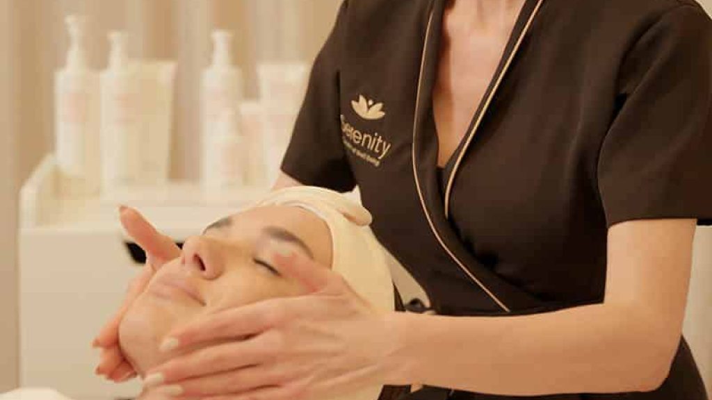 Fairmont The Palm_Dubai with Travelling Athletes _treatment room - Fitness Holiday Dubai - Fitness Holiday Dubai