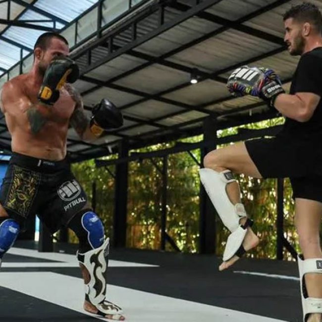 Dream-Saii-Laguna-Resort-meets-Bangtao-Muay-Thai-MMA-Fitness-Camp-in-Phuket-Trainers-with-the-Hickmann-Brothers-Sea-Lagune-Pads-Training-meet-the-team-Community-Muay-Thai-Training-George-Hickmann-Fitness-Vacation-Phuket-Thailand-Fitness-Holidays-Phuket-Thailand-Fitness-Vacation-Phuket-Thailand-Fitness-Vacation-for-TravelingTravelling Athletes