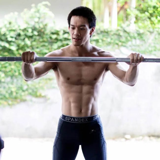 Bangtao-Muay-Thai-MMA-Fitness-Camp-in-Phuket-Trainiere-mit-den-Hickmann-Brothers-Grouptraining-Personal Training-Weighlifting-Strength-and-Conditioning-Fitnessurlaub-Phuket-Thailand-Fitness-Holidays-Phuket-Thailand-Fitness-Vacation-Phuket-Thailand-Fitnessurlaub-fuer-Reiseathleten