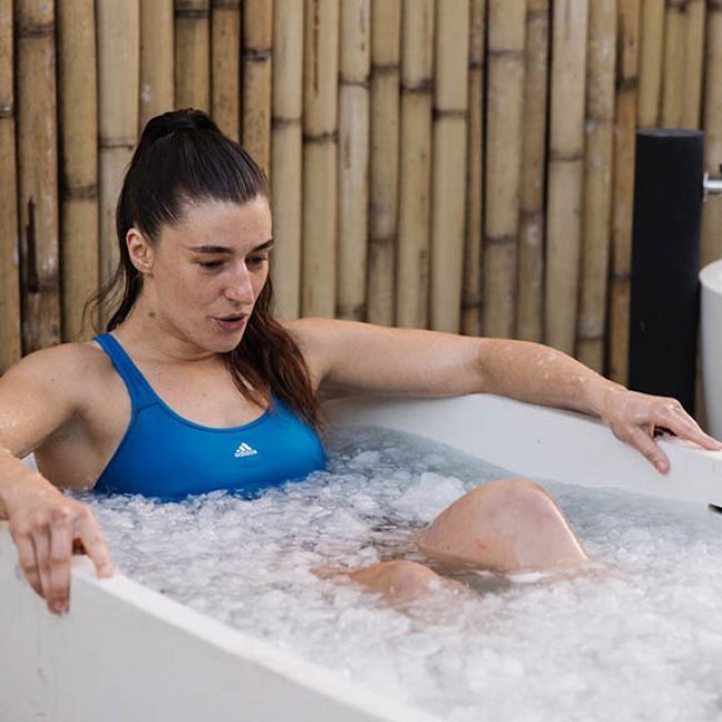 Traumhaftes-Saii-Laguna-Resort-Bangtao-Muay-Thai-MMA-Fitness-Camp-in-Phuket-Trainiere-mit-den-Hickmann-Brothers-Meer-Lagune-Eisbad-Fitnessurlaub-Phuket-Thailand-Fitness-Holidays-Phuket-Thailand-Fitness-Vacation-Phuket-Thailand-Fitnessurlaub-fuer-Reiseathleten