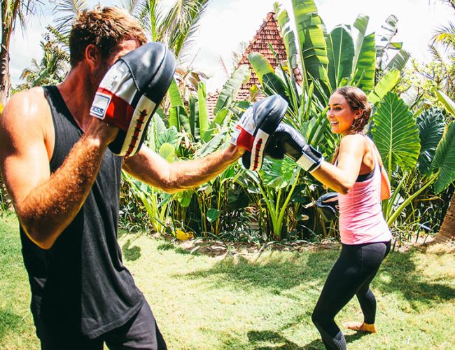 Fitnessurlaub auf Bali - Freue dich auf exzellente Fitness Sessions & Yogakurse - Komune Resort Bali - Fitnessreisen für Reiseathleten
