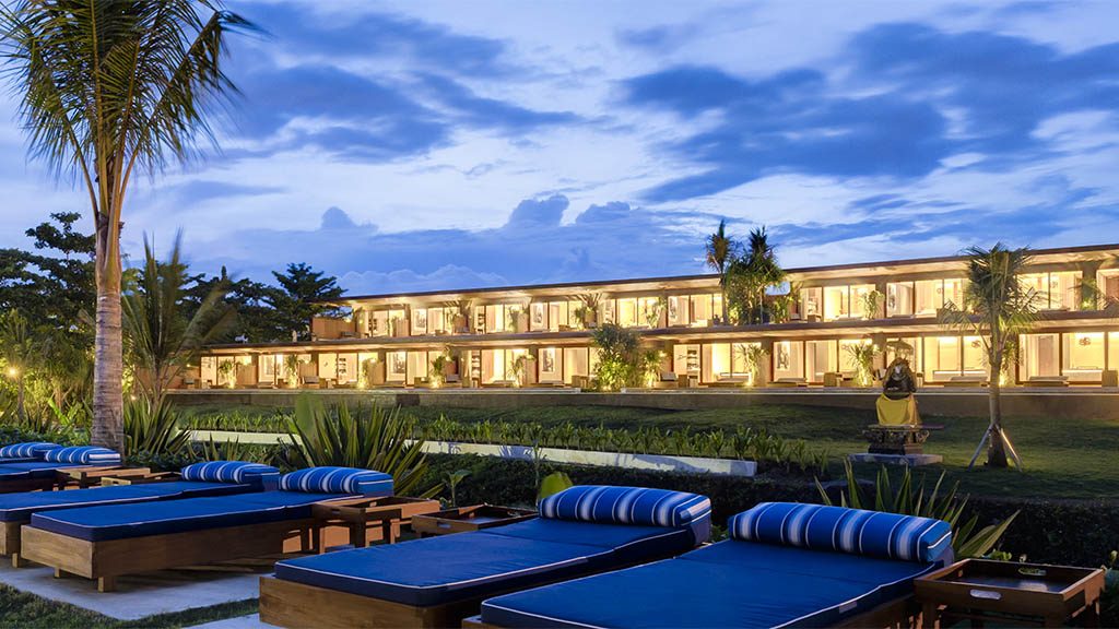 Fitness Vacation Bali - Komune Resort &amp; Beach Club Bali - Fitness Travel for Travelling Athletes