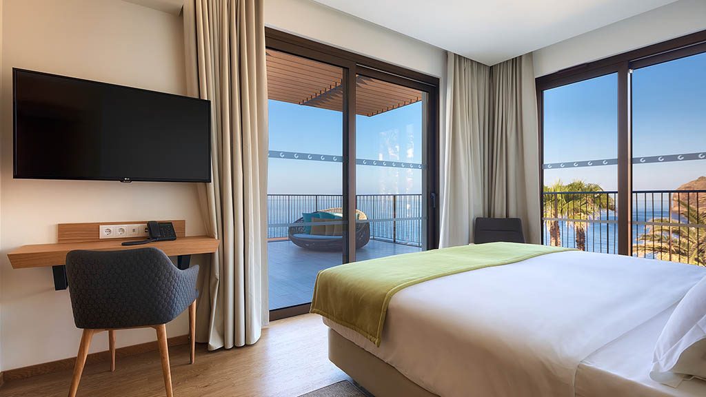 Fitnessurlaub-Madeira-Fitness-Holiday-Madeira-Fitnessurlaub-Madeira-Fitness-Holiday-Madeira-Sentido-Madeira-Fitnessreise-Reiseathleten-GALOMAR-SUITE-GALO-Fitnessreise-Reiseathleten-Madeira
