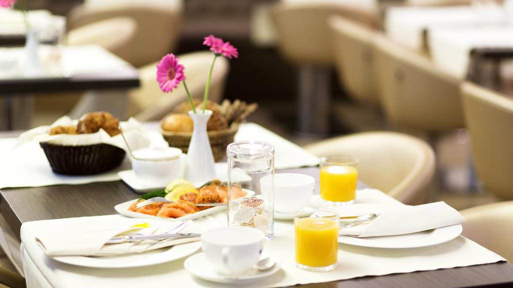 Breakfast at Hotel Reethüüs in Kampen**** - Fitness Vacation Sylt - Fitness Vacation Germany - Fitness Travel for Travelling Athletes