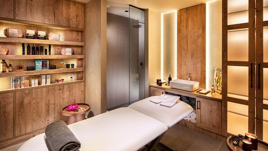 Fitness holiday in Tenerife AnnaMakesButter Retreat-SPA-and-Wellness-Massage-Princess-Inspire-Tenerife-Fitness-Holiday-for- Travelling Athletes