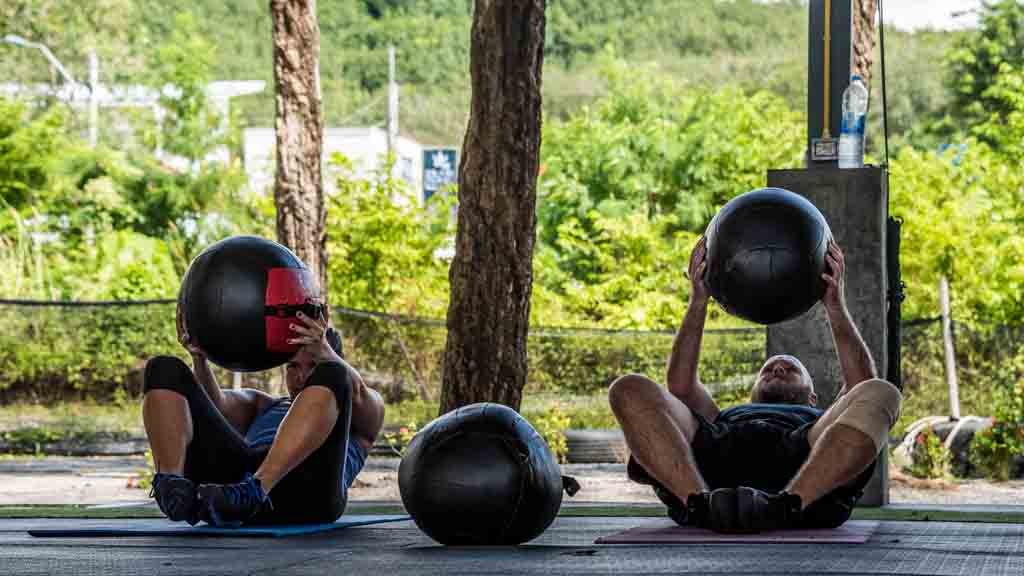 Fitness Vacation-Titan-Fitness-Camp-in-Chalong-Workout-Crossstraining-HIIT-Fitness-Courses-Yoga-Mobility-Weightlifting-Coach-Fitness-Vacation-Phuket-Thailand-Fitness-Holiday-TravellingTravelling Athletes
