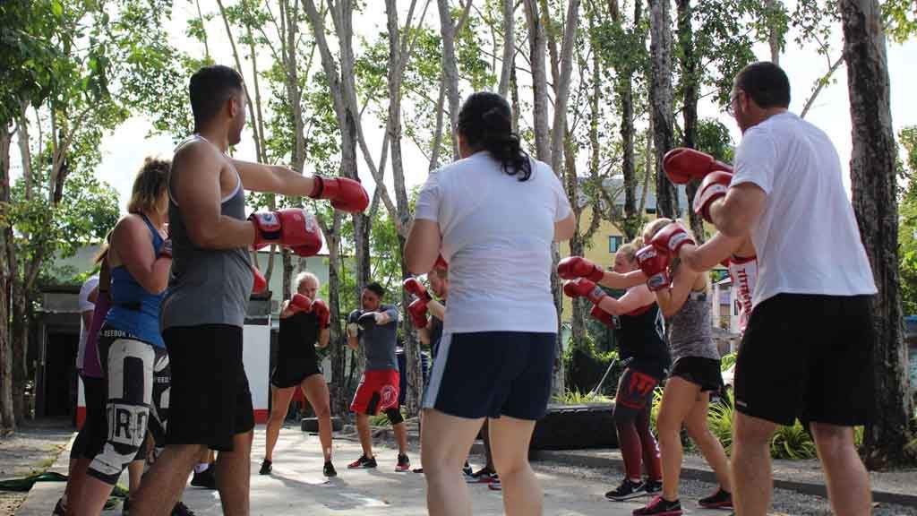 Fitness-Holiday-Titan-Fitness-Camp-in-Chalong-Workout-Crossstraining-HIIT-Fitness-Courses-Yoga-Mobility-Boxercise-Group-Course-Muay-Thai-Coach-Fitness-Holiday-Phuket-Thailand-Fitness-Holiday-TravelingTravelling Athletes