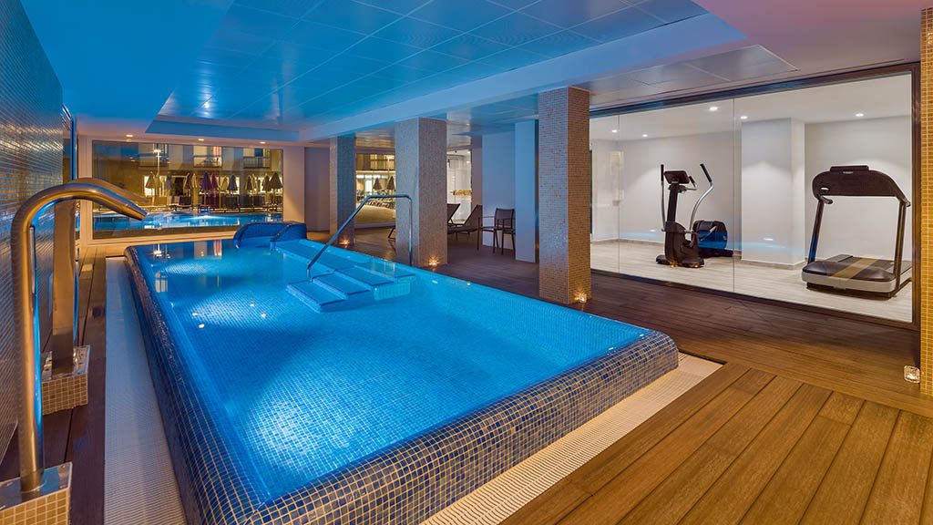 Copyright uses for H10 Hotels for sales and marketing promotions only.