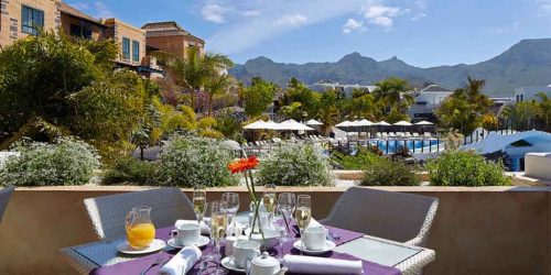 Hotel - Breakfast table - Hotel Suite Villa Maria - Fitness Vacation Tenerife - Fitness Vacation for Travelling Athletes