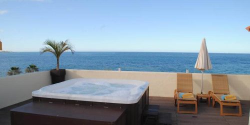Hotel Hovima Jardin Caleta - Jacuzzi - Fitness Vacation Tenerife - Fitness Vacation for Travelling Athletes