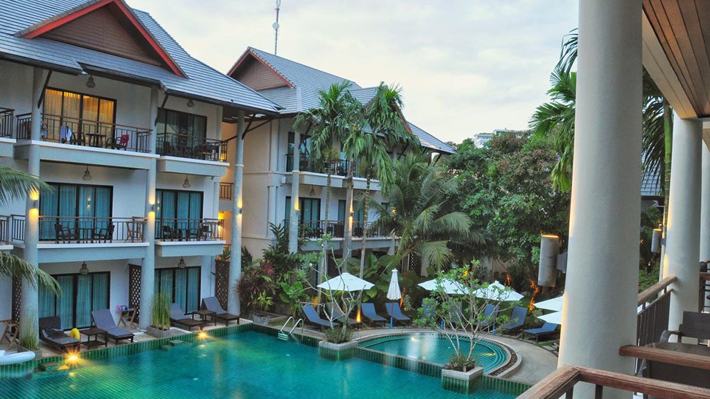 Exklusives Hotel & All-Inklusive Programm von PhuketFit–Navatara Phuket Resort Balkonblick-Fitness Holiday Thailand-Fitnessreisen für Reiseathleten