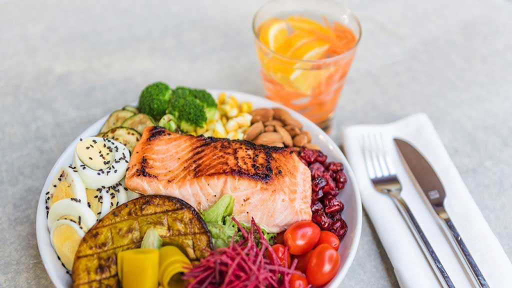 Sportler-Verpflegung-Healthy-Food-Restaurant-PhuketFit-Fitnessurlaub-Phuket-Fitness-Holiday-Thailand-Reiseathleten
