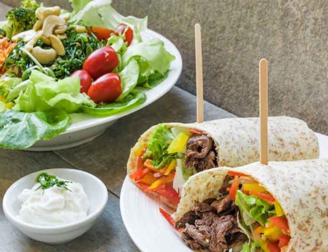 Sportler-Verpflegung-Healthy-Food-Restaurant-PhuketFit-Fitnessurlaub-Phuket-Fitness-Holiday-Thailand-Reiseathleten