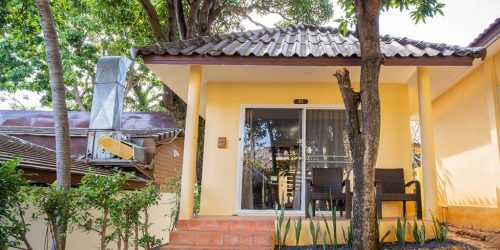 Exklusives-Hotel-&-All-Inklusive-Programm-von-PhuketFit–Fitnessurlaub-Thailand-Flexible-Reisedauer-Superior-Villa-Fitnessurlaub-Phuket-Fitness-Holiday-Thailand-Reiseathleten