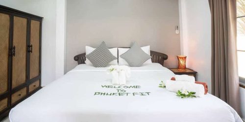 Exklusives-Hotel-&-All-Inklusive-Programm-von-PhuketFit–Fitnessurlaub-Thailand-Flexible-Reisedauer-Superior-Villa-Fitnessurlaub-Phuket-Fitness-Holiday-Thailand-Reiseathleten