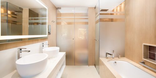 Pine Cliffs Hotel & Ocean Suites Junior Ocean Suite Badezimmer - Fitnessreisen für Reiseathleten