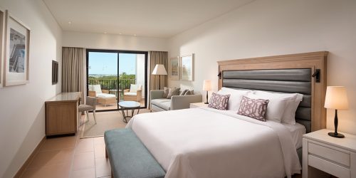 Pine Cliffs Hotel & Ocean Suites Junior Ocean Suite - Fitnessreisen für Reiseathleten