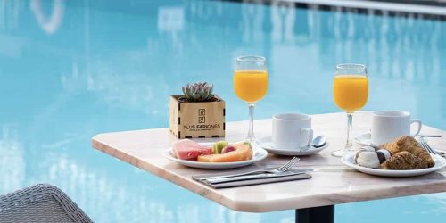 Lanzarote-Fitnessurlaub-Community-Auszeit-auf-Lanzarote-mit-Hyrox-Plus-Fariones-Apartments-Pool-Frühstück-Fitnessurlaub-Lanzarote-Training-Coaching-Fitness-Holiday-Spanien-Fitnessurlaub-fuer-Reiseathleten