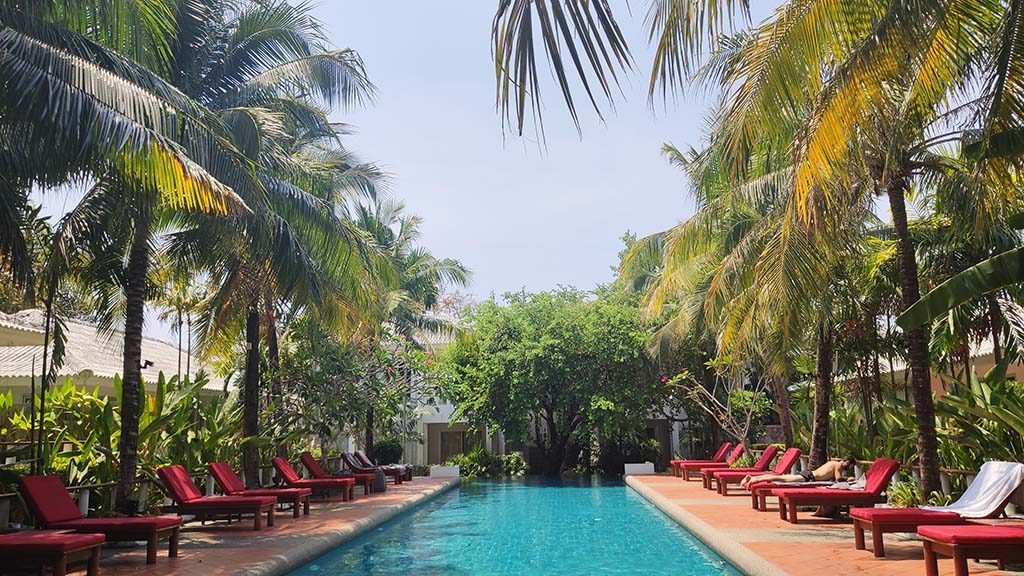 Cocoville-Resort-Phuket-Titan-Fitness-Camp-Fitness-Vacation-Beach-Bootcamp-Pool-Garden-Area-Fitness-Holidays-Thailand-Fitness-Travel-Phuket-for-Traveling-Athletes-TravelingTravelling Athletes