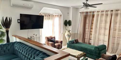 Community-time-out-in-the- Travelling Athletes -Villa-in-Tenerife- ALL-INCL -CrossFit,-Beach-Workouts-&-Co.-Villa-Interior-Fitness-Holiday-in-Tenerife (Spain)