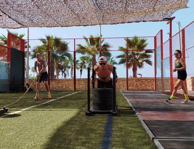 Official-Training-Camp-on-Tenerife-Training-and-Coaching-with-Hyrox-World-Champion-Martin-Michelius-and-top-athlete-max-löw-sled-push-fitness-holidays-tenerife-fitness-vacation-Spain-TravelingTravelling Athletes