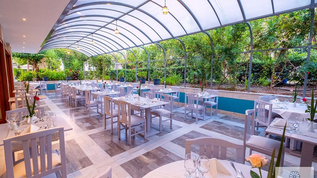 Restaurant-May-Hotel-Rethymno-Crete - Fitnessurlaub Kreta - Fitnessurlaub Reiseathleten