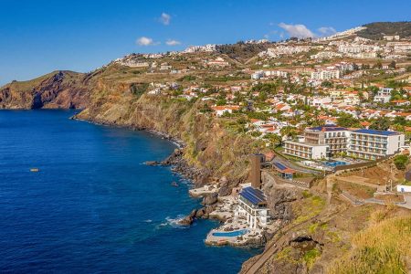 Fitnessurlaub-Sentido-Galoresort-Fitness-Relax-Aktiv-Urlaub-in-Madeira-Fitness-Holiday-Sentido-Drone-landscape-Klippen-Naturschutz-Sentido-Sport-und-Wellness-Reiseathleten-Madeira
