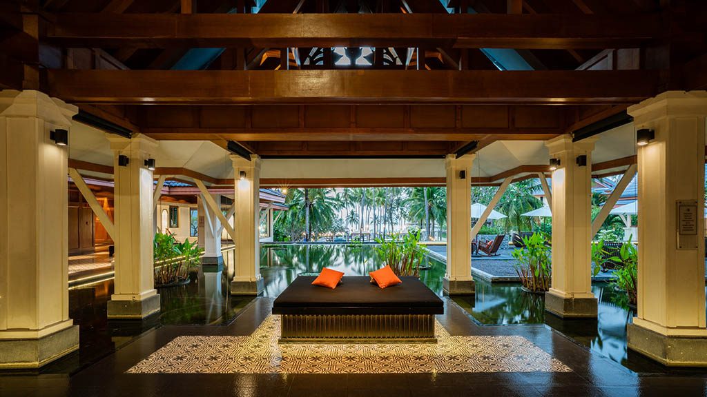 Traumhaftes-Saii-Laguna-Resort-meets-Bangtao-Muay-Thai-MMA-Fitness-Camp-in-Phuket-Trainiere-mit-den-Hickmann-Brothers-Rezeption-Resort-Fitnessurlaub-Phuket-Thailand-Fitness-Holidays-Phuket-Thailand-Fitness-Vacation-Phuket-Thailand-Fitnessurlaub-fuer-Reiseathleten