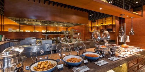 Traumhaftes-Saii-Laguna-Resort-meets-Bangtao-Muay-Thai-MMA-Fitness-Camp-in-Phuket-Trainiere-mit-den-Hickmann-Brothers-Locavore-Breakfast-Restaurant-Fitnessurlaub-Phuket-Thailand-Fitness-Holidays-Phuket-Thailand-Fitness-Vacation-Phuket-Thailand-Fitnessurlaub-fuer-Reiseathleten