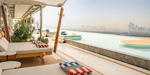 Siro One Zaabeel - Tapasake Pool - Fitness and relaxation with Travelling Athletes - Fitness holiday Dubai